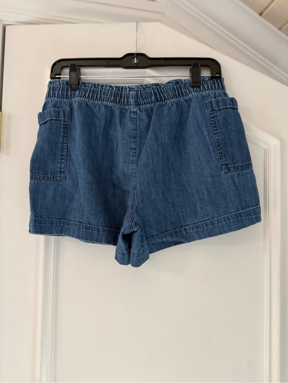 Never Worn Old Navy Denim Utility Shorts XXL 18 Elastic Waist High Rise